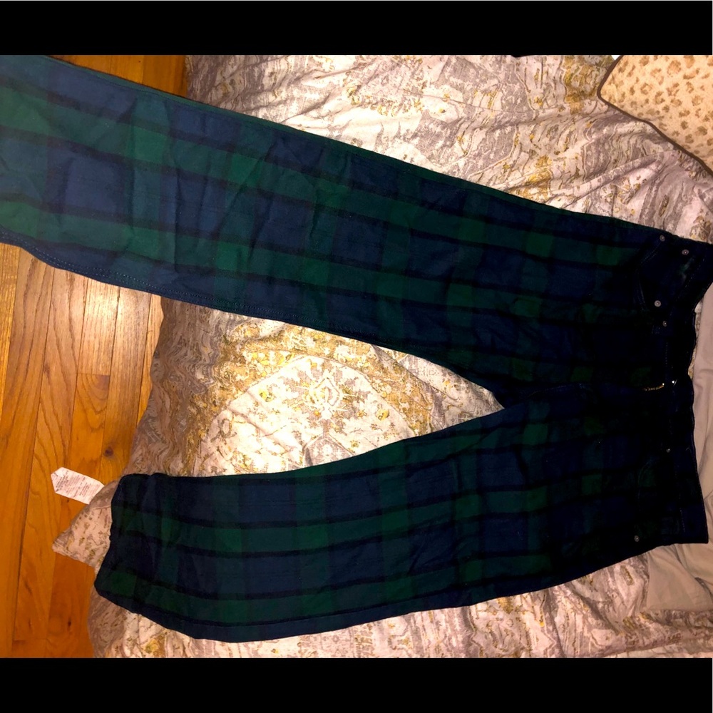Levi 502 36x30 plaid print jeans